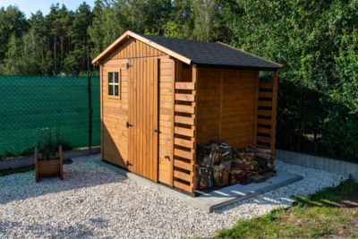 Abri de jardin en bois monté et installé.